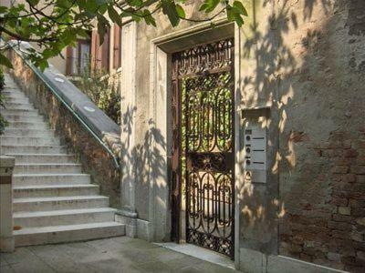 Luxury Apartment On The Grand Canal Venice Exterior photo